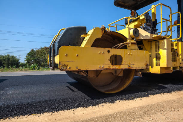 Best Driveway Paving Contractor  in Maple Heights Lake Desire, WA